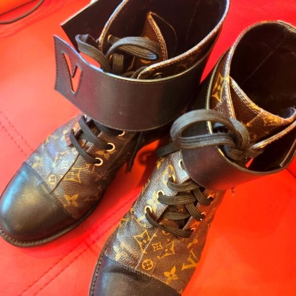 Louis Vuitton Brown and Black Monogram Boots - Picture 3 of 12